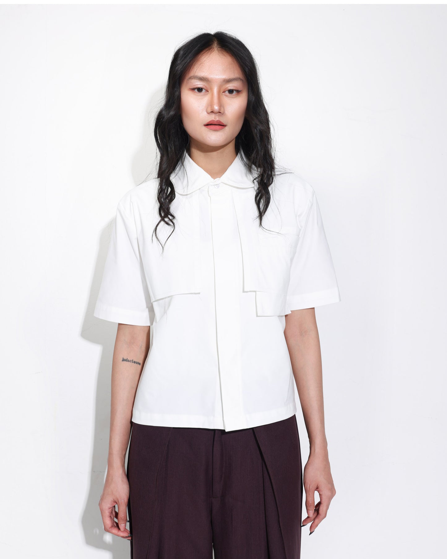⁠Asymmetrical Pockets Cropped Shirt